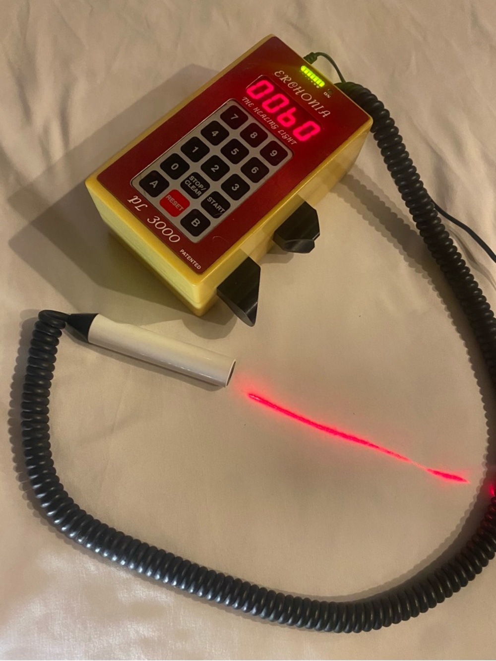 PL-3000 Yellow and Red Laser Counter
